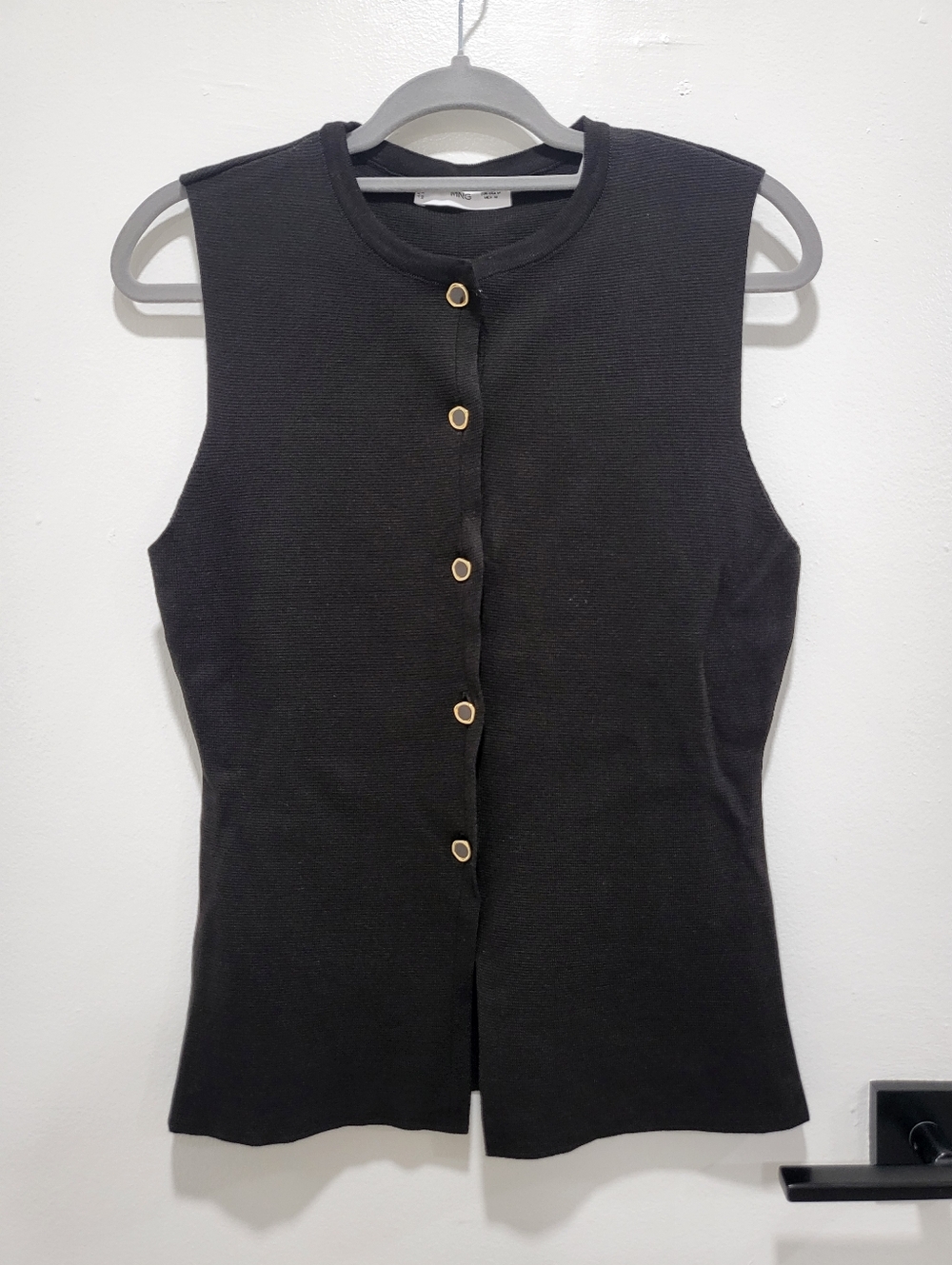 NWOT Mango Brown Knit Button Down Vest - Size Medium